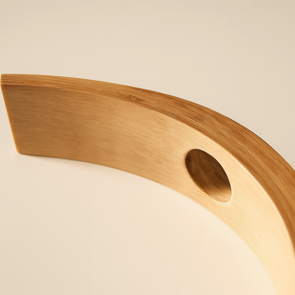 Modernes Weinregal aus Holz